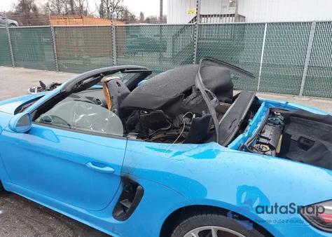 2022 Porsche 718 Boxster T from USA, damaged, VIN WP0CA2A80NS205517